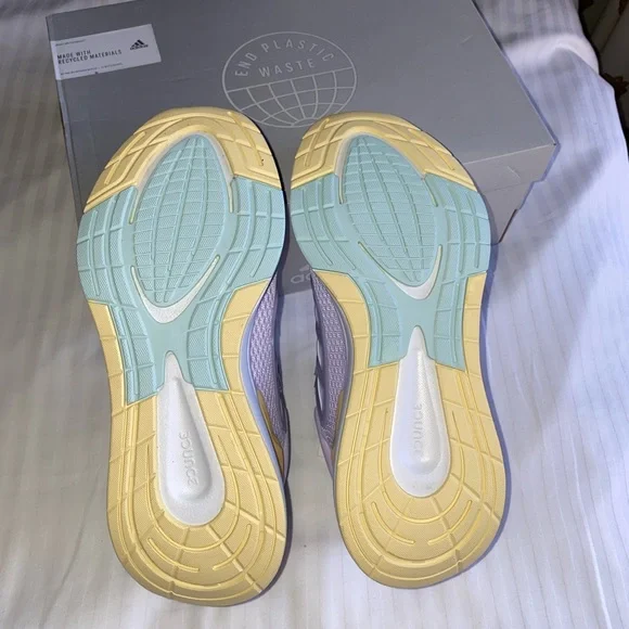 Adidas Shoes - Picture 5 of 7